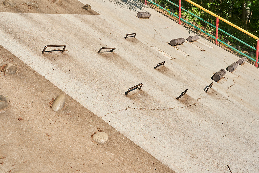 「クライミングウォール」/黒鐘公園(東京都/国分寺市)