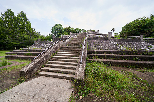 「太陽のピラミッド」／国営昭和記念公園（東京都／立川市）