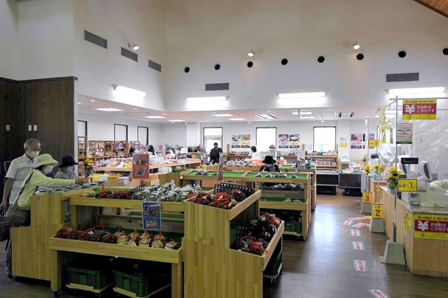 農産物・土産物売り場/マキノピックランド(滋賀県/高島市)