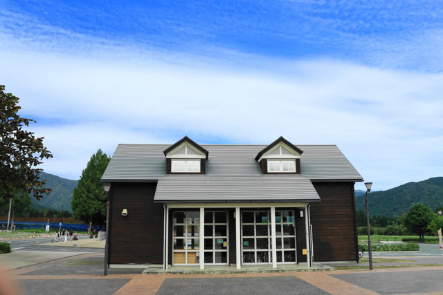 コインロッカー・休憩所/マキノピックランド(滋賀県/高島市)