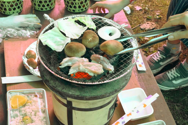 特製の炭火で焼いたしいたけ/中政園(大阪府/箕面市)