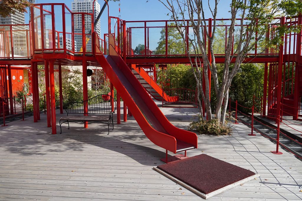 子ども専用の滑り台/としまキッズパーク（東京都/豊島区）