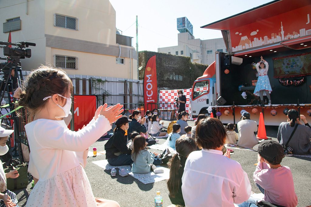 なおちゃんのステージの様子/J:COM　“東京わくわくキャラバン”