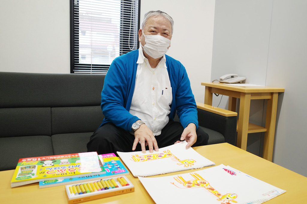 あきやま かぜさぶろうさん