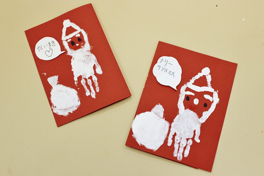 クリスマスカード作りの様子