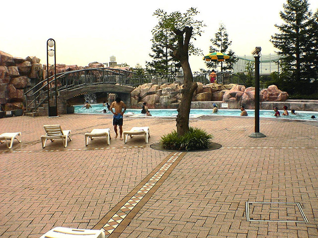 屋外エリア(1階)/鶴見緑地プール(大阪府/大阪市)