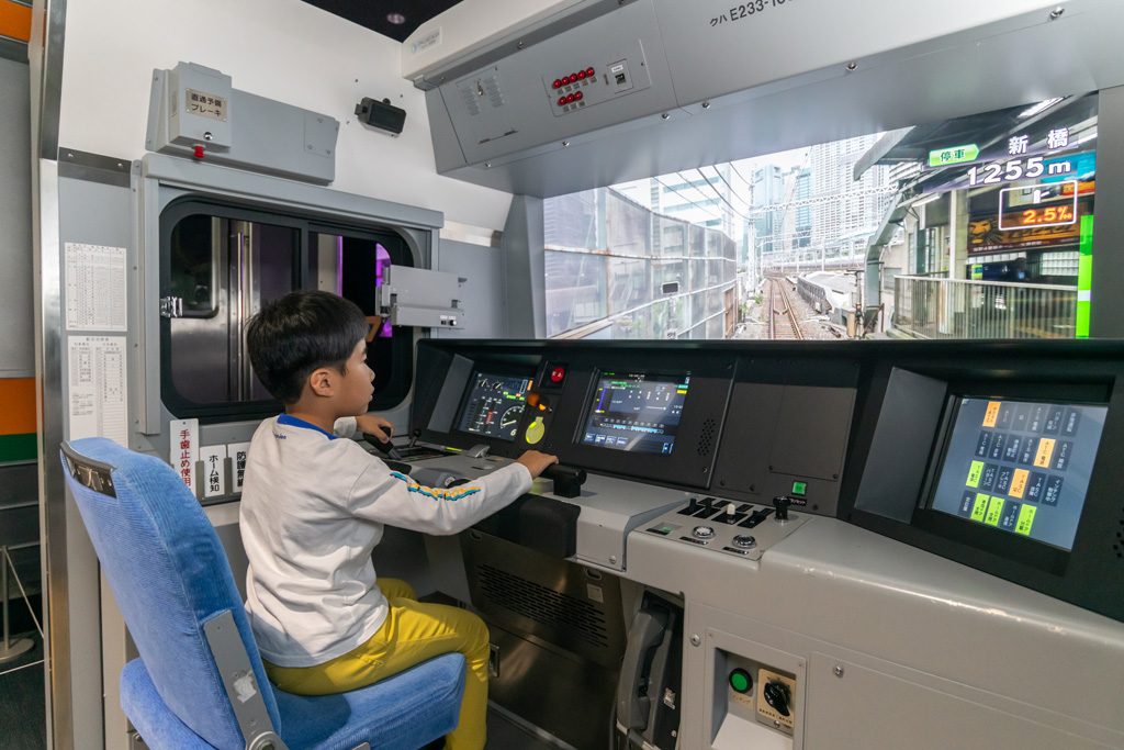 てっぱくでミニ運転列車やシミュレータを体験しました！ジオラマや展示車両の内部も必見