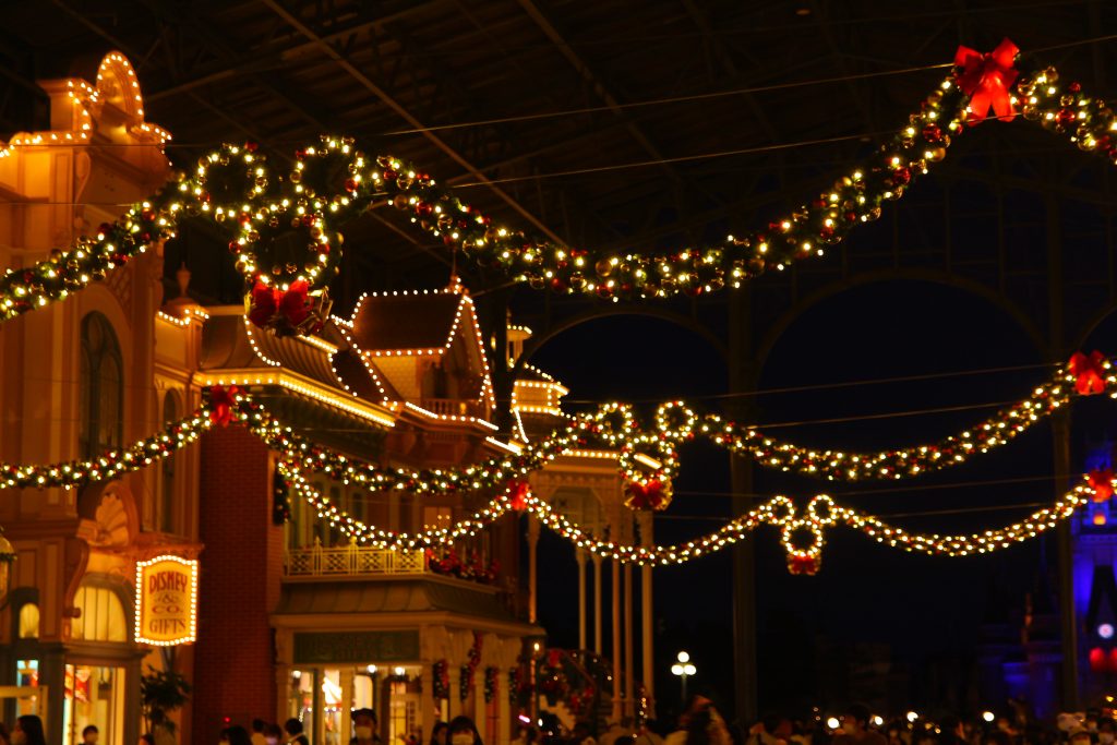 東京ディズニーランドのイルミネーション