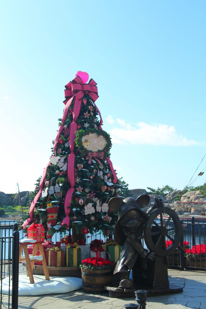 ケープコッド・クックオフのダッフィーのクリスマスツリー
