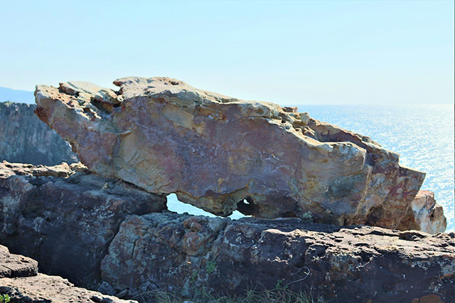 サドンロック/三段壁洞窟(和歌山県/白浜町)