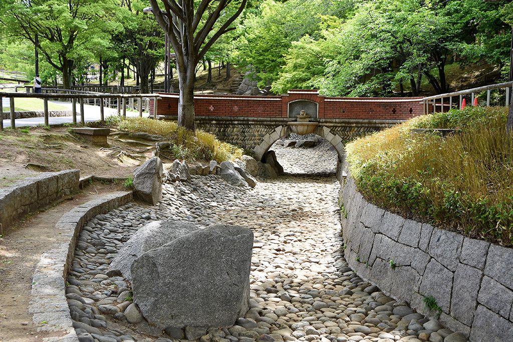 「じゃぶじゃぶ池」／清水坂公園（東京都／北区）