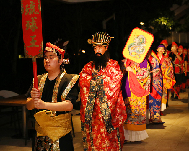 「琉球の宴」琉球王国の国王と王妃の登場/ルネッサン スリゾート オキナワ(沖縄県/恩納村)