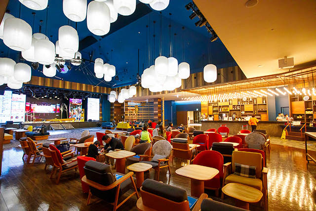 メインバー「UNKAI」/クラブメッド・北海道 トマム（北海道/占冠村）