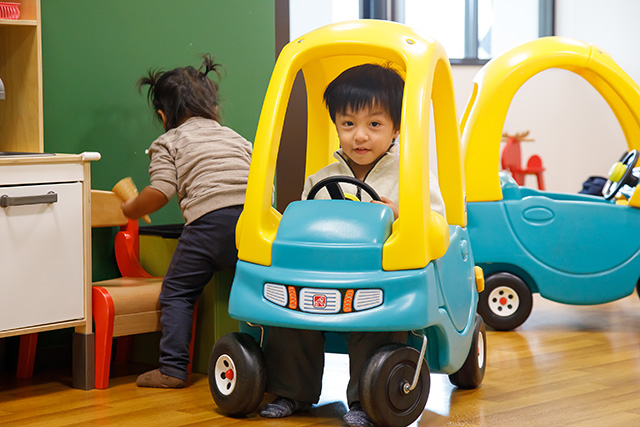 「プティクラブ」で遊ぶ様子/クラブメッド・北海道 トマム（北海道/占冠村）