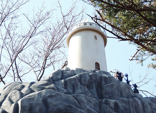「おさびし山」エリアにある「天文台」/ムーミンバレーパーク（埼玉県/飯能市）
