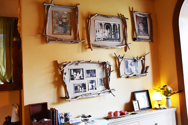 ムーミン屋敷1階に飾ってあるモノクロ写真/ムーミンバレーパーク（埼玉県/飯能市）