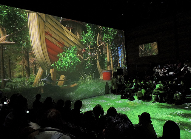 海のオーケストラ号の大きなスクリーン/ムーミンバレーパーク（埼玉県/飯能市）