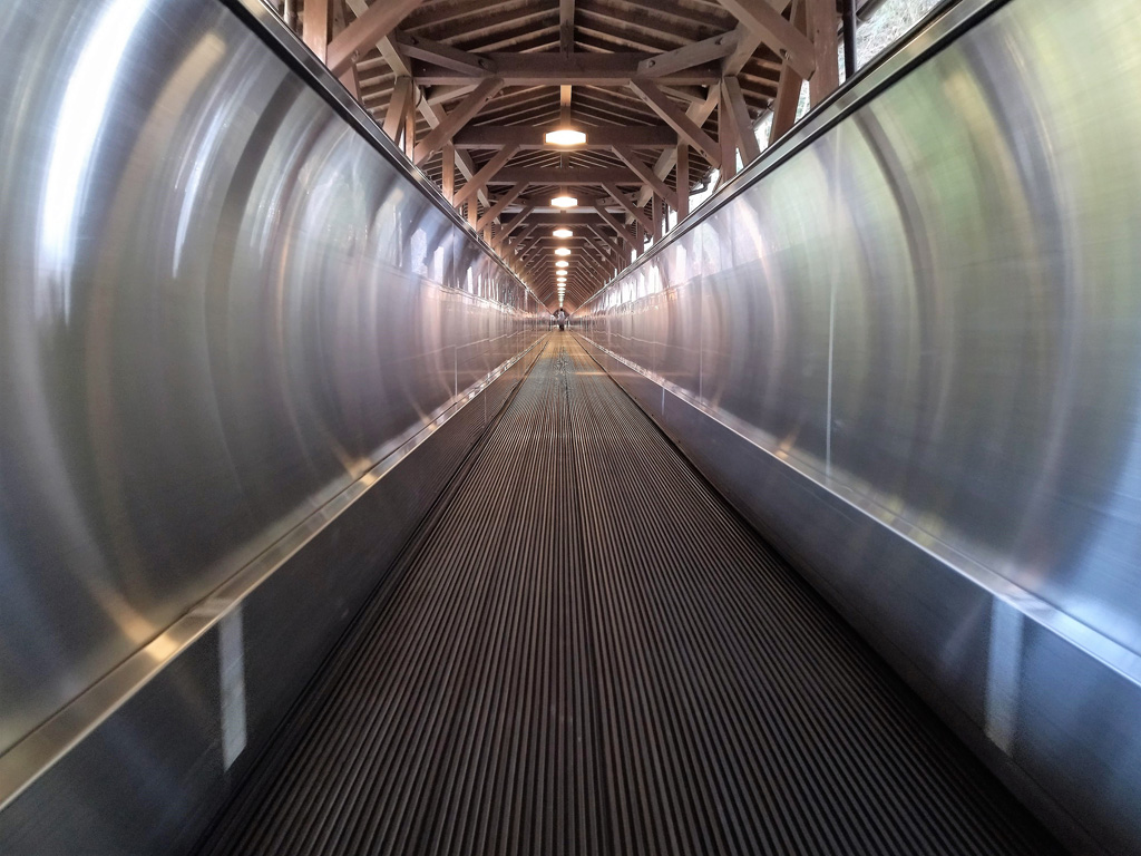 国内最大級の動く歩道/松江フォーゲルパーク(島根県)