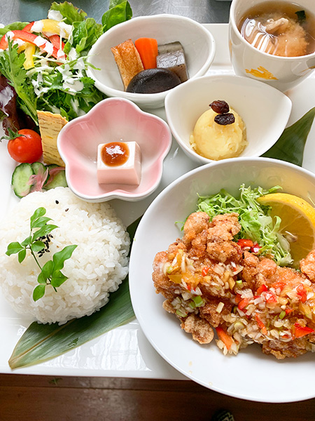 「寺ノ下cafe COCORO」のランチプレート（千葉県/大多喜町）