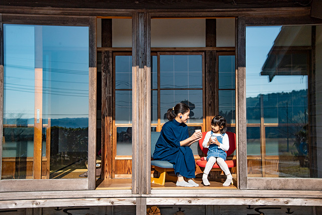 一棟貸しの古民家「萱」での様子（千葉県/大多喜町）