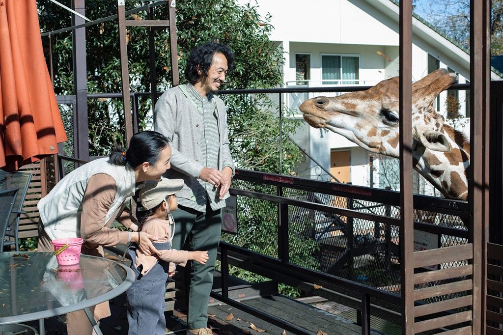「キリンと朝食プラン」の様子/THE BAMBOO FOREST(千葉県/市原市)