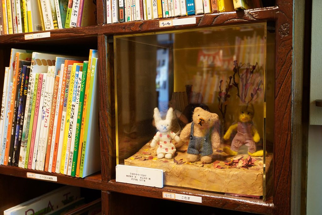 神沢さんの作品のジオラマや手芸品/三鷹市星と森と絵本の家（東京都/三鷹市）