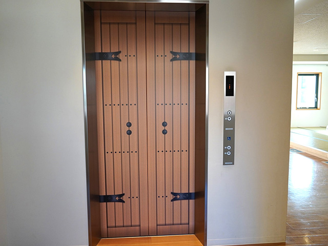 城内のエレベーター/尼崎城（兵庫県/尼崎市）