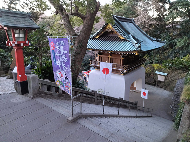 瑞心門先の急階段/江島大明神（神奈川県/藤沢市）