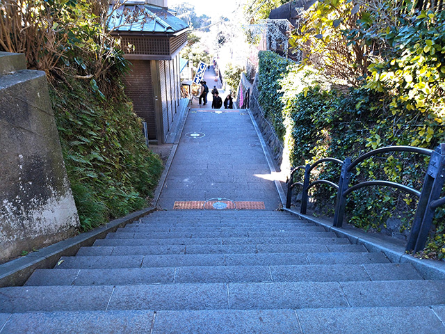 奥津宮への散策道（神奈川県/藤沢市）