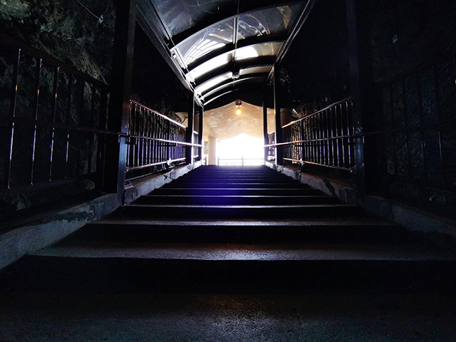 洞窟内/江の島岩屋（神奈川県/藤沢市）