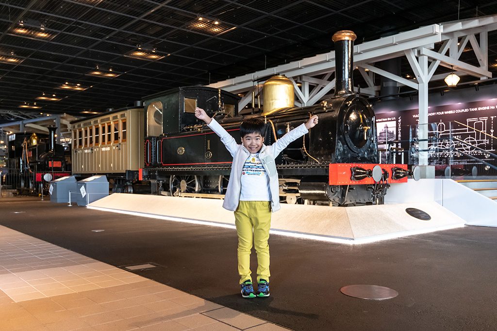 本館の車両ステーション/鉄道博物館(埼玉県/さいたま市)