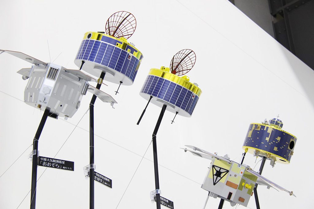 衛星の模型各種/JAXA相模原キャンパス(神奈川県/相模原市)