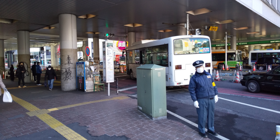 「渋谷駅ハチ公口」バス停/コスモプラネタリウム渋谷（東京都/渋谷区）