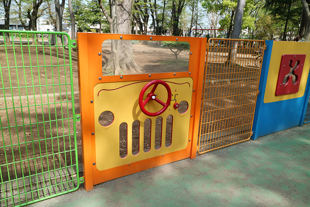 パネル遊具/城北中央公園（東京都/練馬区）