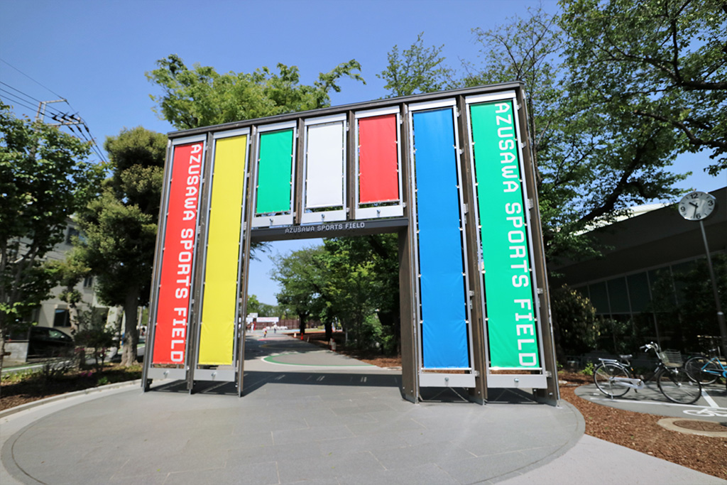 スポーツフィールド入口