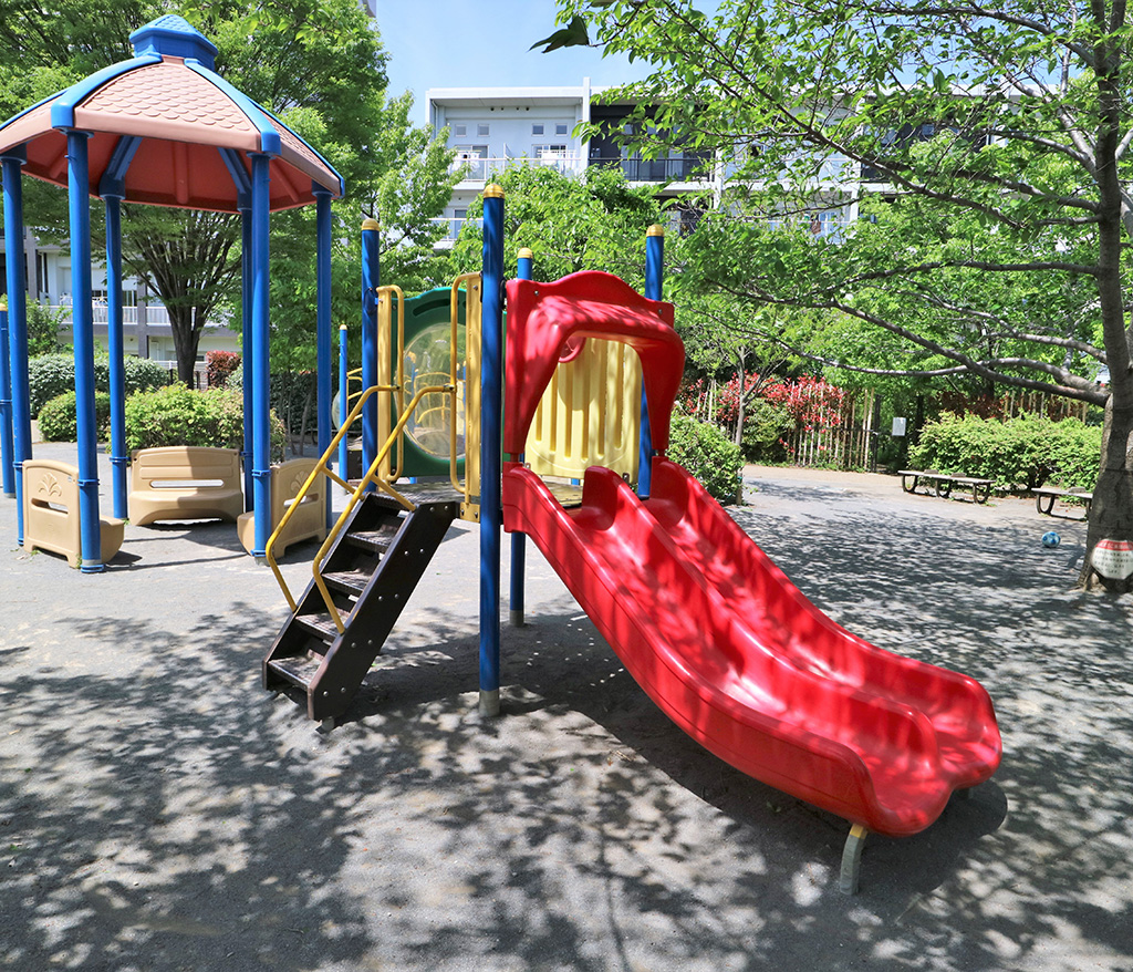 滑り台/西ヶ原みんなの公園（東京都/北区）