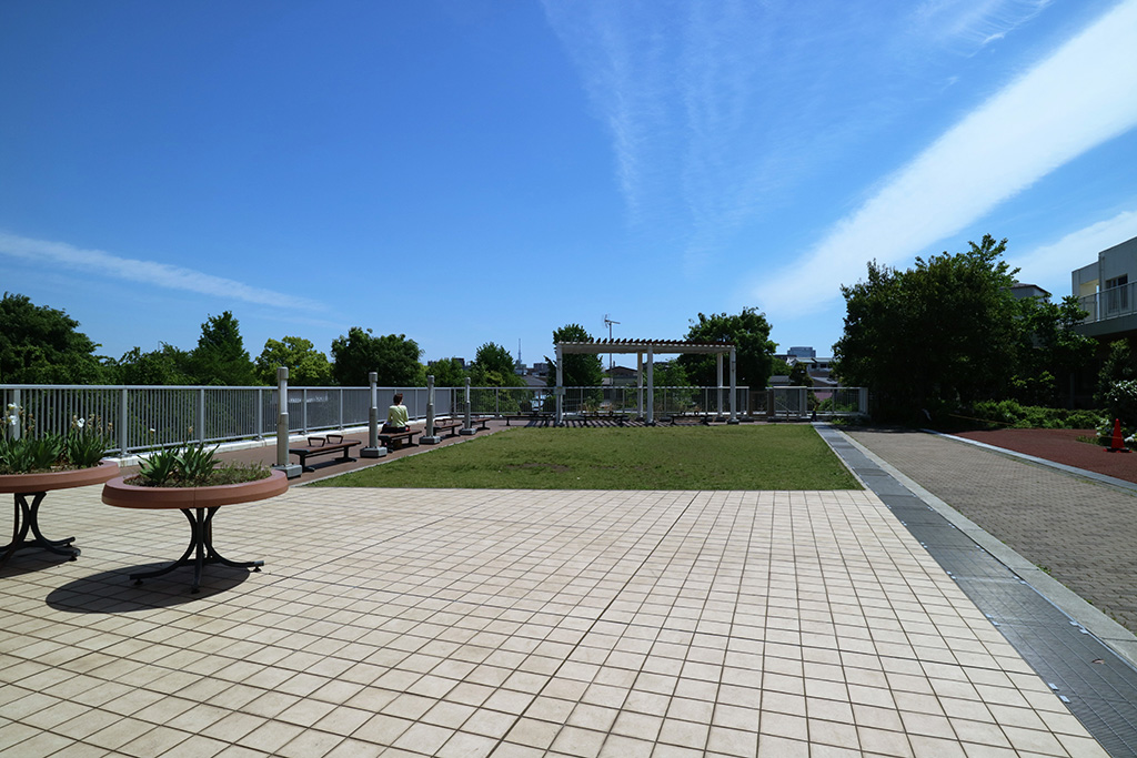 屋上広場/西ヶ原みんなの公園（東京都/北区）