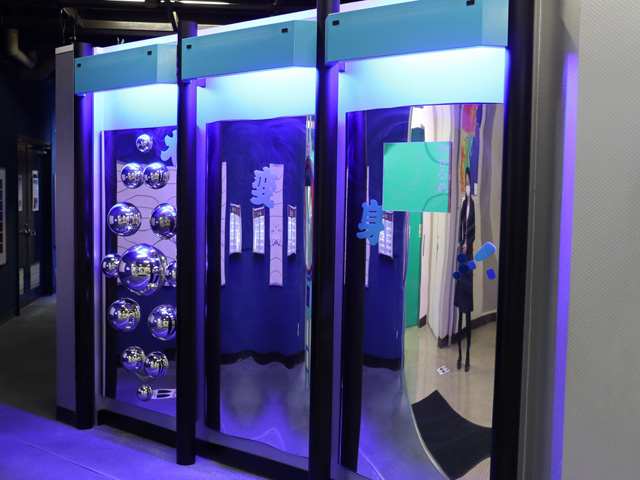 3階の「光と音のくに」／和歌山市立こども科学館