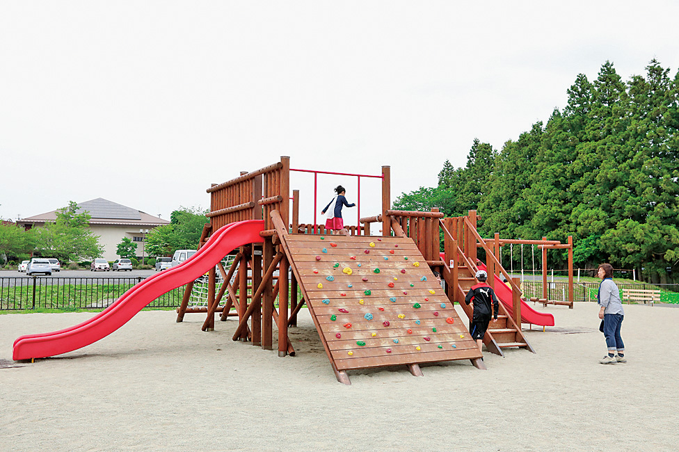 まるごと西郷館　屋外の遊具（福島県/西郷村）