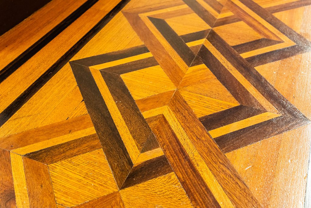 「世界を知るへや」の床/国立国会図書館 国際子ども図書館(東京都/台東区)