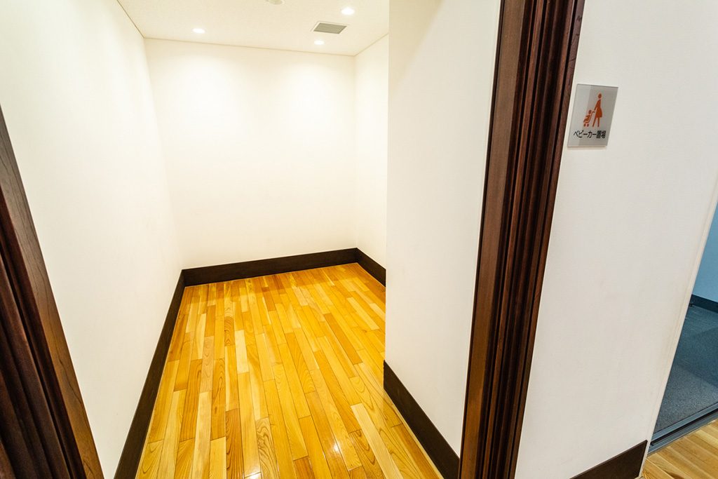 ベビーカー置き場/国立国会図書館 国際子ども図書館(東京都/台東区)