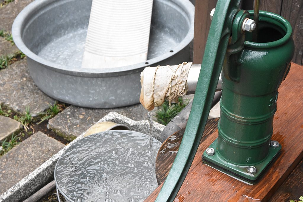 手押し式の井戸ポンプ/昭和のくらし博物館（東京都/大田区）