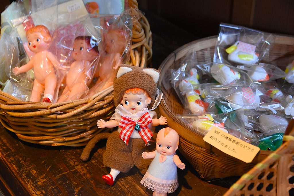 セルロイド作家の平井栄一さんが作る人形/昭和のくらし博物館（東京都/大田区）