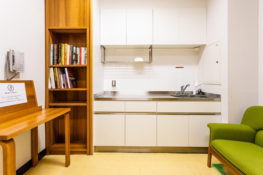 調乳用スペース/東京都美術館(東京都/台東区)