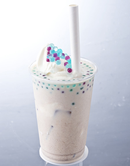 Miraikan Kitchen「ニュートリノミルクティー（600円）」/日本科学未来館（東京都/江東区）