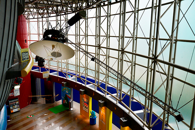 惑星探査機ボイジャーの実物大模型/多摩六都科学館（東京都/西東京市）