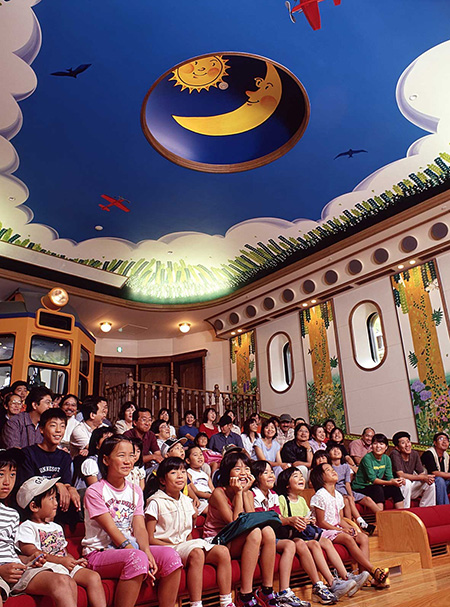 映像展示室「土星座」/三鷹の森ジブリ美術館（東京都/三鷹市）