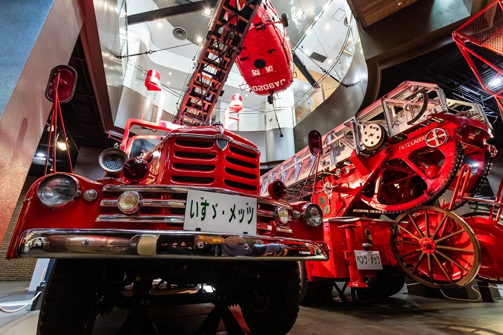 「いすゞ・メッツ梯子自動車」/消防博物館（東京都/新宿区）