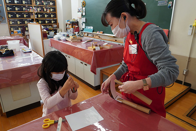 工作ワークショップの様子/東京おもちゃ美術館（東京都/新宿区）
