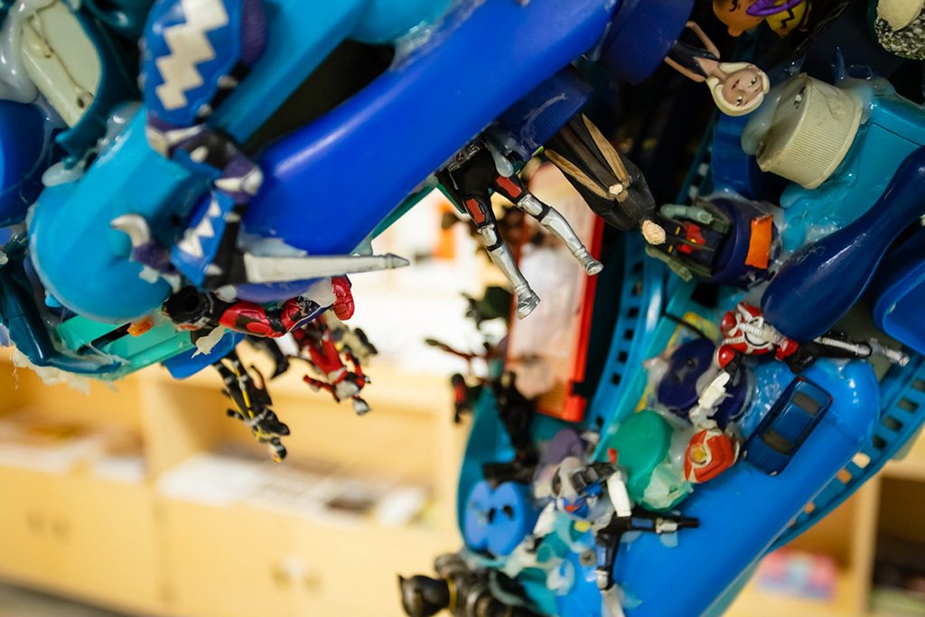 藤浩志《トイザウルス》2009/アーツ千代田3331(東京都/千代田区)